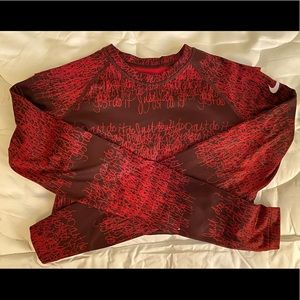 Nike therma fit top